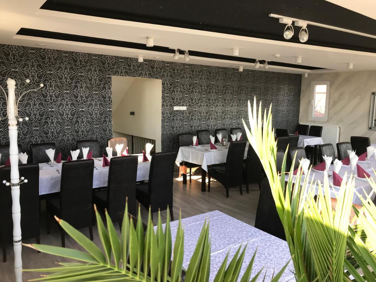 Zormaris-M Hotell Vranje Eksteriør bilde